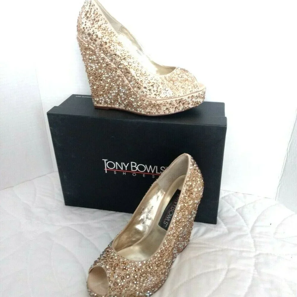 Tony Bowls Prom Formal Pageant Bridal Wedding Shoes Heels Size 7 Gold Bling - Picture 6 of 10